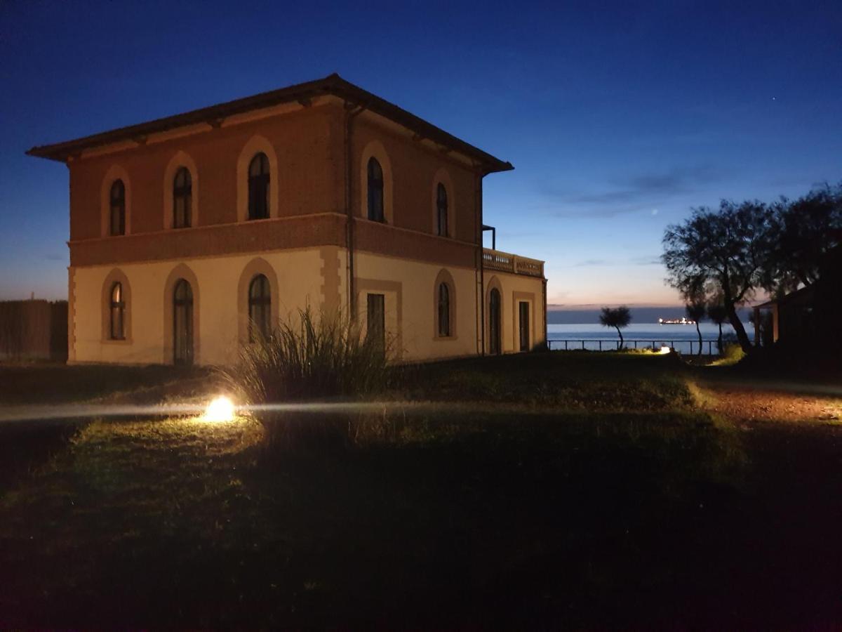 Aparthotel Cala Dei Mori Livorno Exteriér fotografie