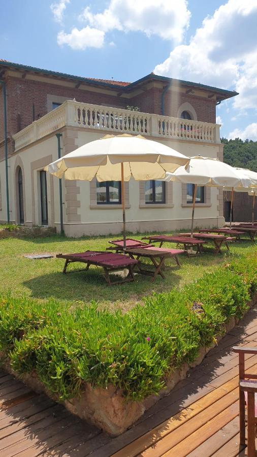 Aparthotel Cala Dei Mori Livorno Exteriér fotografie